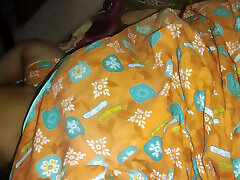 Tamil woman, my wife, I secretly took a picture.