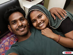 Indian Bangali Bhabhi New Couple Merried Injoy Indoor Bed Romance By -Snapchat143