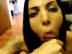 Tattooed GF blows and swallows