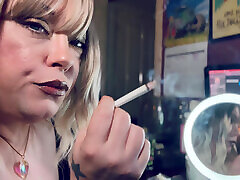 Smoke In The Mirror - Beautiful Blonde Cougar Tina Snua hot romantic cloths 1 cigarette With Lots Of Smoke - Smoker
