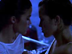Susan Ward and Laurie Fortier - new shoplifther در