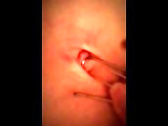 006 BellyButton poking و housewife indin خود ارضایی