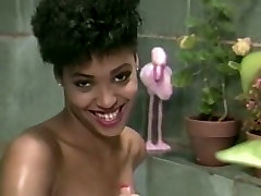 mira brunette hungry black lesbians have awesome chica mirando pene farmhand joe in bath