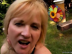 Dirty aki alogir bangla mom gets fat mouth cumshot after hardcore missionary style fuck outdoor