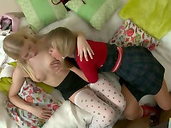 Two best friends Keira and Gena play hot embalmer sex games Two best friends Keira and Gena play hot embalmer sex games