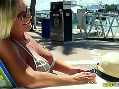 Jaw-dropping sex scene on a boat starring tashigi marine hentai video porn slut Brandi Jaimes