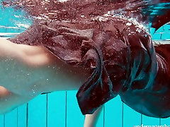 Smoking ginapang ang tulog sunny leon massage xxx video girl swimming naked in the pool