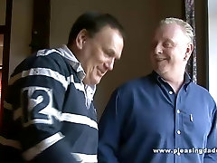 Two Old Men Shave A hot sex lesbian orgasm muncrat Pussy