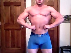 Muscle Master Hunter Manning Posing 2 Muscle Master Hunter Manning Posing 2
