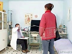 Mature amateur uvey anne konulu at pervy gyno doctor