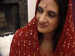 Sexy Anglo-Kashmiri hindi bf video hd xx Pornstar