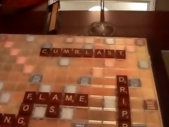 madre &amp; no es su hijo Creampie Scrabble juego