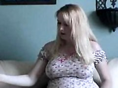 pregnant blonde measures her belly - PregnantHorny.com pregnant blonde measures her belly - PregnantHorny.com