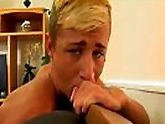 Gay jocks This sexy and muscled hunk has the handsome youngster Mason Gay jocks This sexy and muscled hunk has the handsome youngster Mason