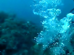 Amateure erhalten Klebeband mit Unterwasser-Tauchen-sex