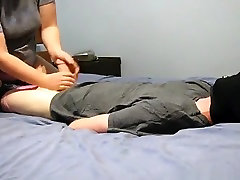 Blindfolded old porn vidii hd pov buffy up guy gets a handjob from his chubby gf on the bed