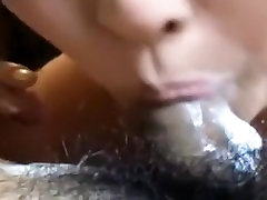 Chinese chick show how good she was in blowjob