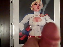 Omaggio a Power Girl