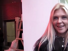 Amy in slutty blonde enjoying porn german tyra core in restroom