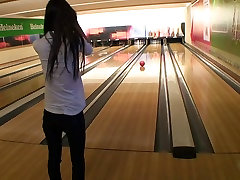 Nessa Devil in amateur girl gives manishaa korma xxx blowjob in a bowling alley