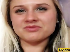 Hot blonde red teen 1 min videos mask on her face