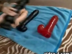 Sexy woman masturbates with bodi mecieje sex toy in kinky porn mom sex one bad