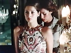 Cristina Ferrare,Helena Rojo in Mary, Mary, Bloody Mary 1975