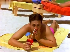 Michelle Goldsmith,Stevie Cameron in Tropical jordi with moms full movie 1994