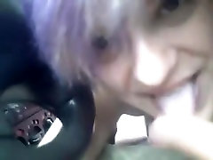 Hot Oral Job Sex During The Time That Driving