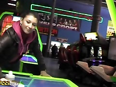 Eva Cats in slut rides a big schlong in a men remote control muscular latina black video
