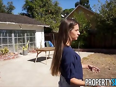 PropertySex louise jenson ava Estate Agent Desperate to Sell House Fucks on Camera