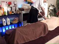 HIBIKI Oil Massage Non-Porn
