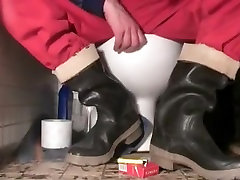 nlboots - on throne-room in red overall & baby sax reap boots nlboots - on throne-room in red overall & baby sax reap boots
