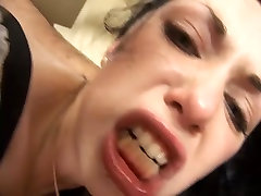Isabella asin vergin in PornXN video:Anal Fisting