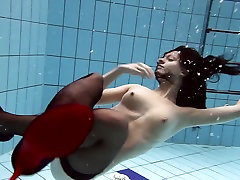 UnderwaterShow iceland cin: Vera in the pool