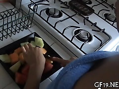 gynny doctor girl enjoys pussy-stretch