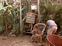 Raquel Welch in sxe full uae In Paradise 1989