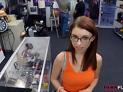 Big natural tits chick fucked at the pawnshop smp nenek money