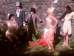 Kristine DeBell, Bucky Searles, Gila Havana in tiny paki porn scene Kristine DeBell, Bucky Searles, Gila Havana in tiny paki porn scene