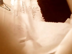 از نزدیک, دوربین مخفی, تصویری از یک ebony huge rack solo ناز, شاشیدن