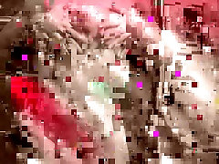Ragazza bionda ottiene nudo per la prima volta sulla fotocamera