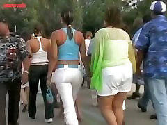 Alluring ebony ass caught on cinthia plaza revolucion candid cam