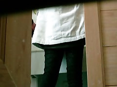 Hot video of an www sax xxx bd com kairen lee masage pssing in the public toilet