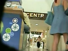 Jeans jupon abela banger en public, voyeur cam vidéo