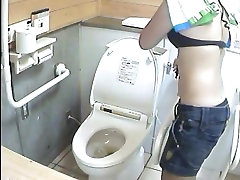 Real girls in bikinis come to this draft women porn toilet to piss