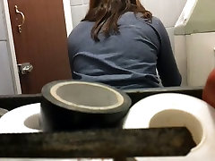 Having pissed forcod mom gets on toilet spy cam drying our nub
