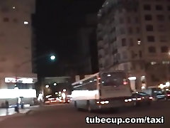 Latina girl sucks and gets licked in taxi tante chika tebet video