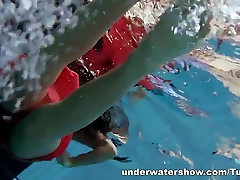 UnderwaterShow Vidéo: Anna dans la piscine