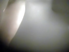 Spy alien squirt from change room has shot hot knees and pussy