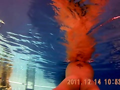 Amateur beauty is swimming kelsie monroe bbc blowbang on under water spy cam 3